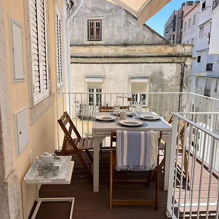 Blue Bay - Maria Sesimbra